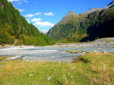 015-Im Gschloessbachtal